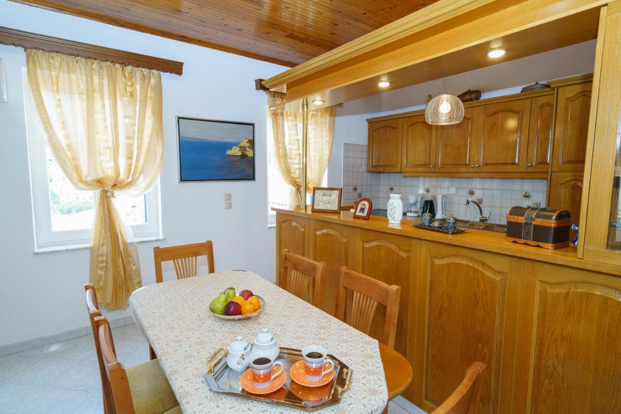 Hydra'S Harbor Hideaways - Cozy Coastal Getaways Lejlighed Eksteriør billede